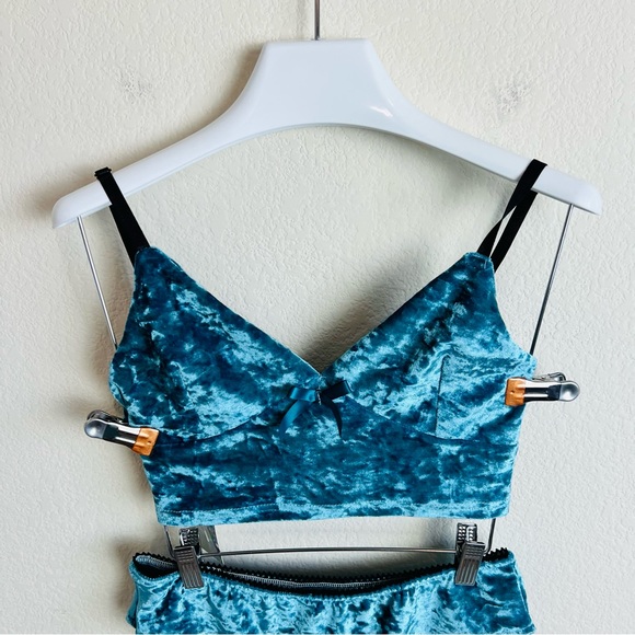 NWT Teal & Black Crushed Velvet Bow Longline Cami & Panty Sleep Lingerie Set - Picture 5 of 9